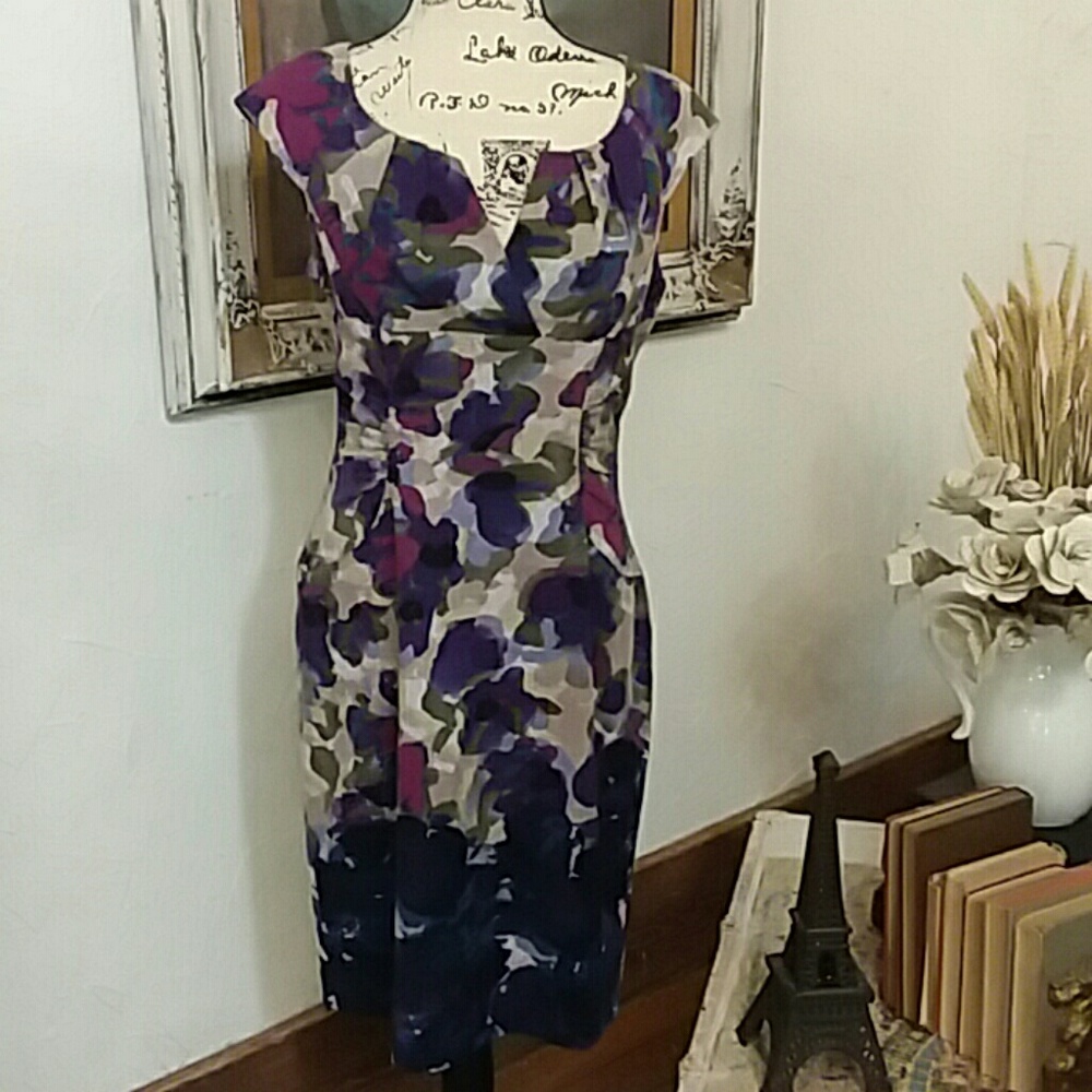 LAST CHANCE! Adriana Papell Sheath Dress Sz 10